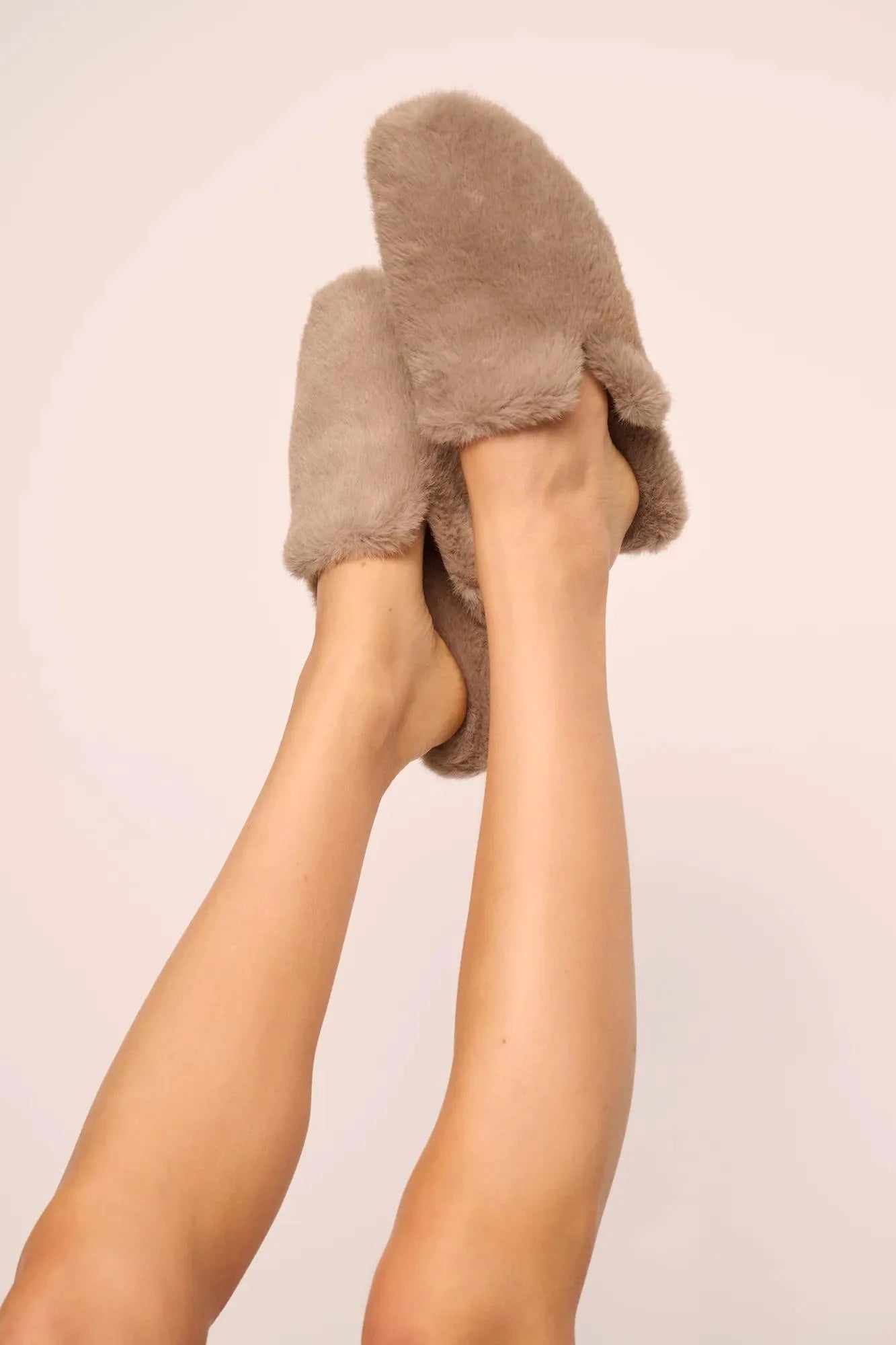 PLUSH MULE SLIPPER