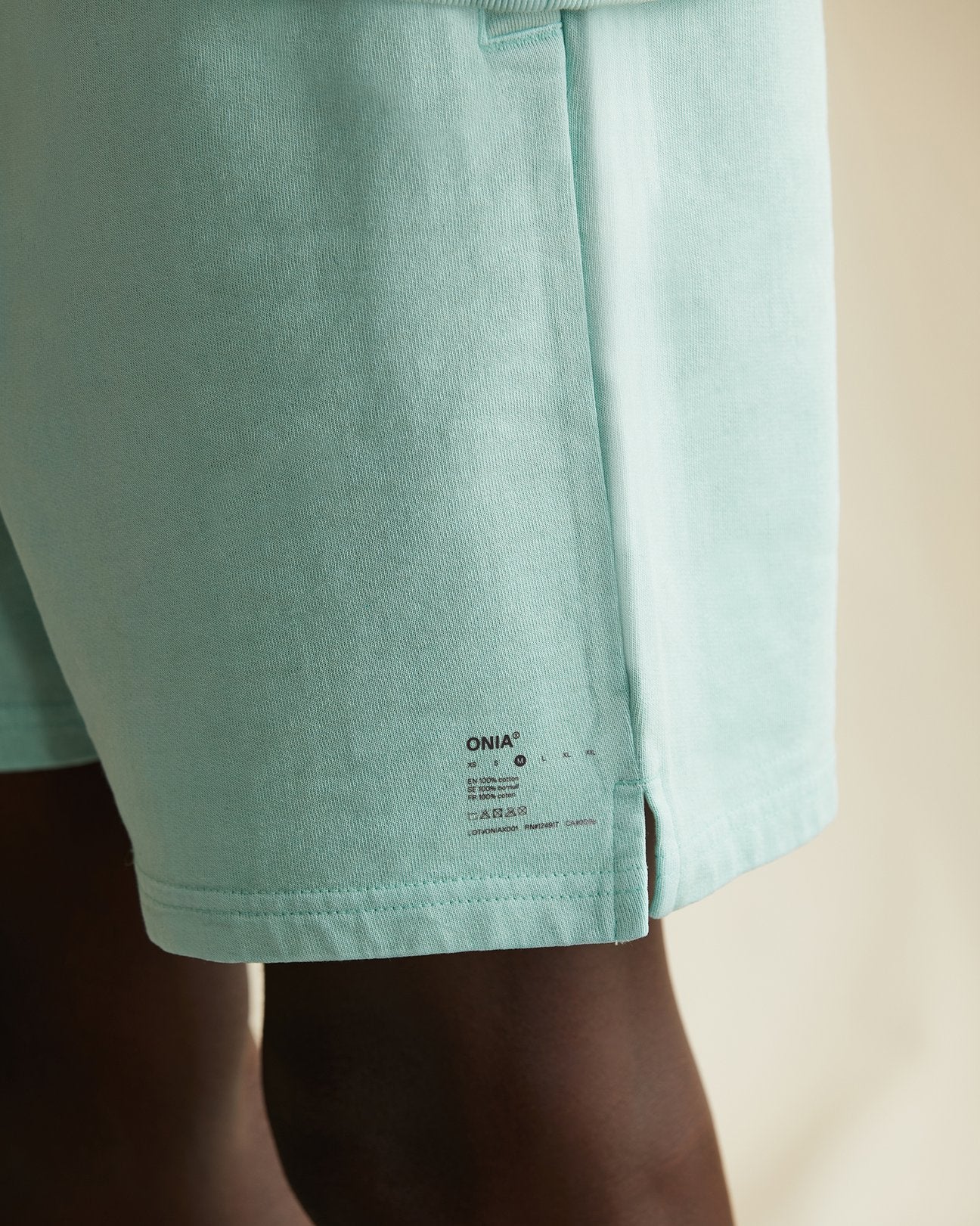 GARMENT DYED FRENCH TERRY SHORT