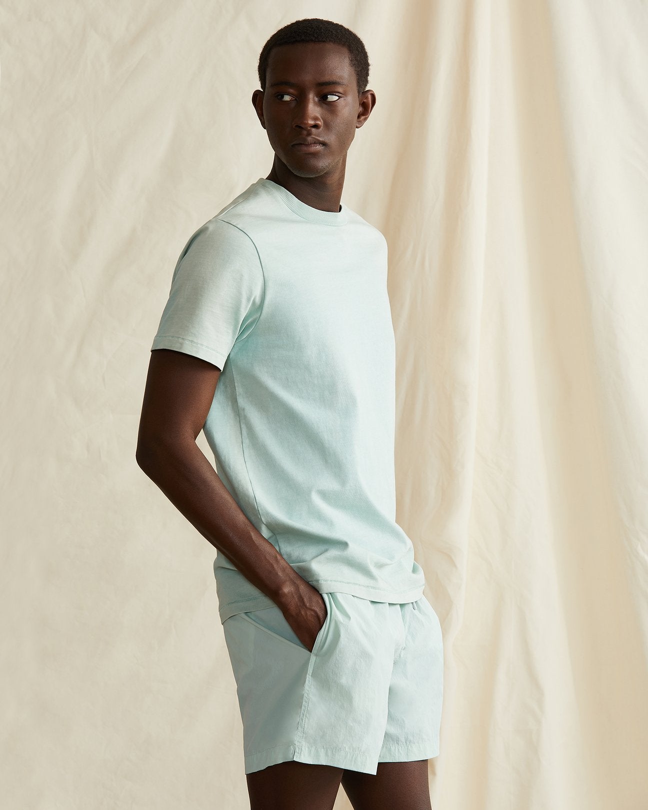 GARMENT DYED JERSEY CREWNECK TEE