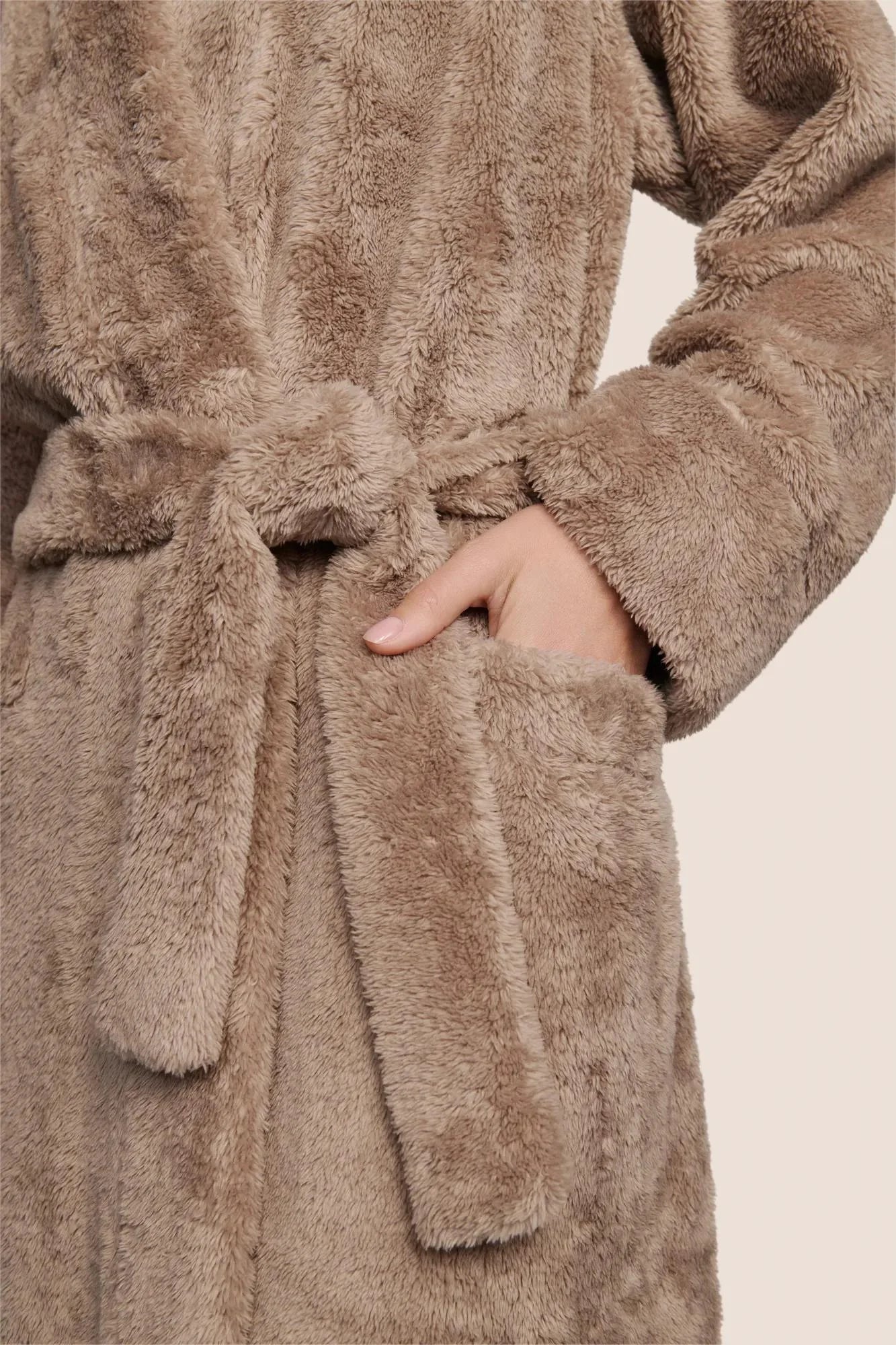 RENEW PLUSH LONG ROBE